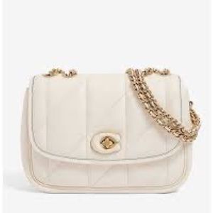 COACH

Quilted Pillow Madison Shoulder Bag